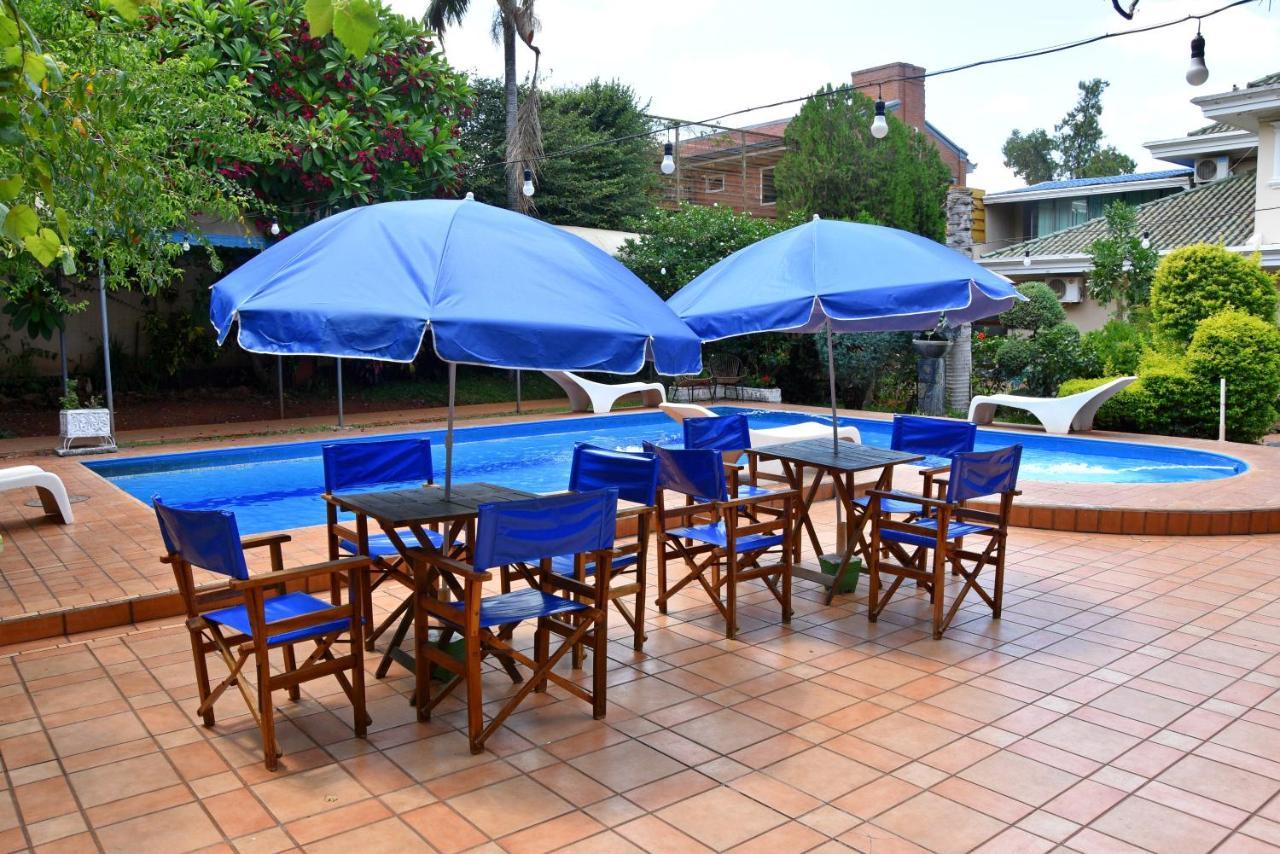 Hotel Arthur Shambala Encarnación Buitenkant foto
