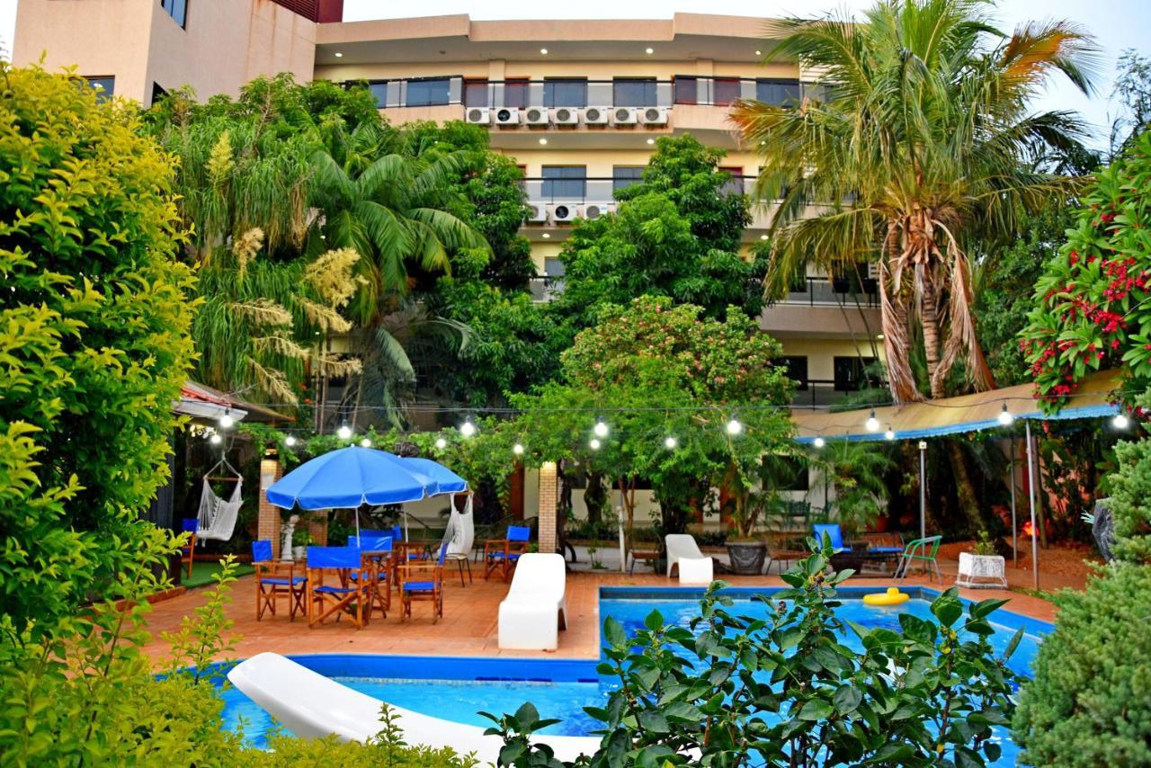 Hotel Arthur Shambala Encarnación Buitenkant foto